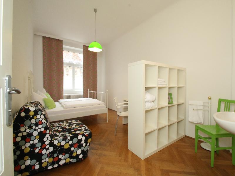 Hostel & Guesthouse Kaiser 23 Vienna Exterior photo