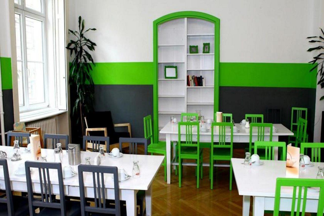 Hostel & Guesthouse Kaiser 23 Vienna Exterior photo